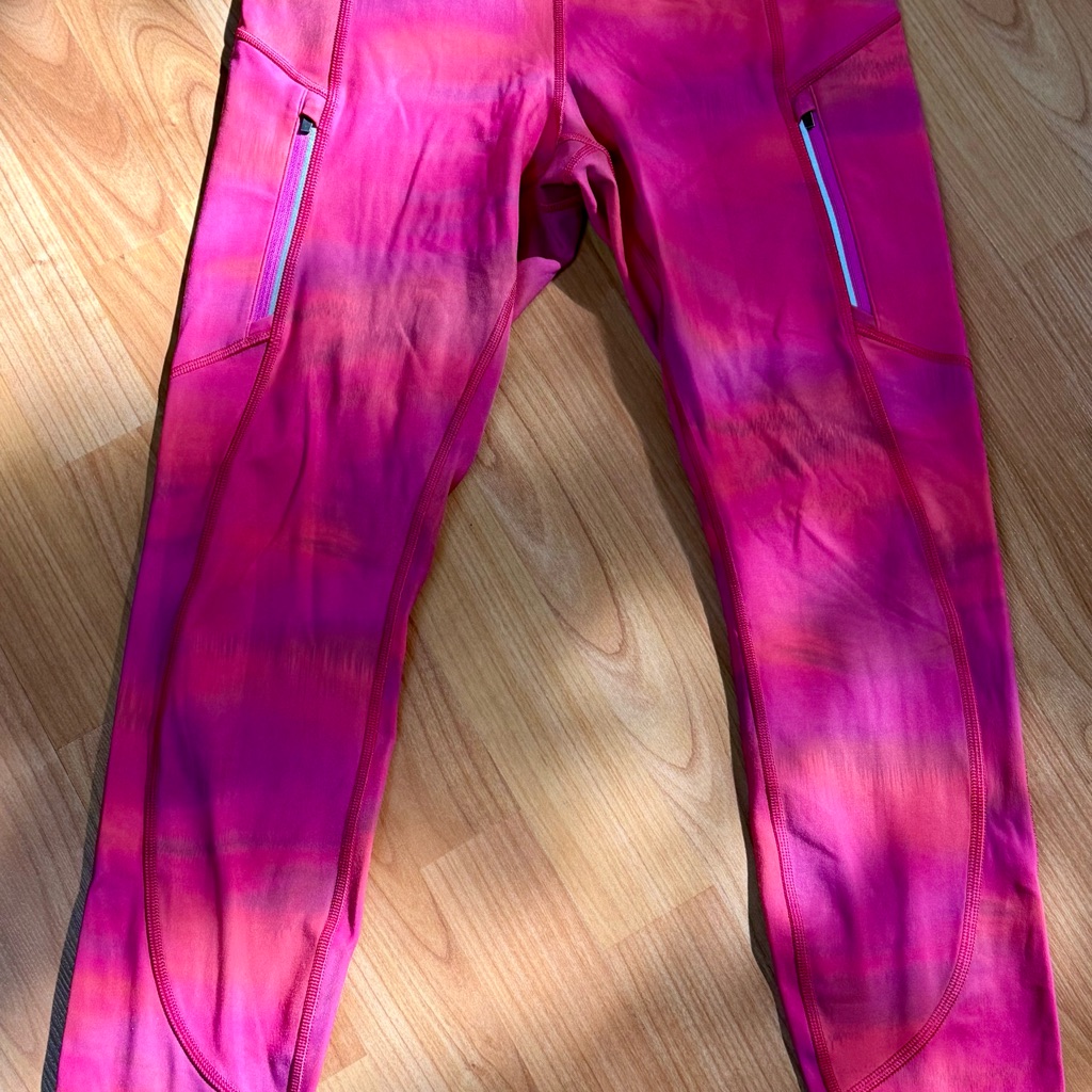 Athleta Rainier Printed Tight Small Pink Purple